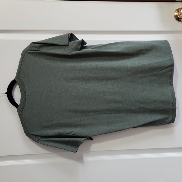 NWOT New York Adirondacks Moose Tee, Small - Picture 3 of 5